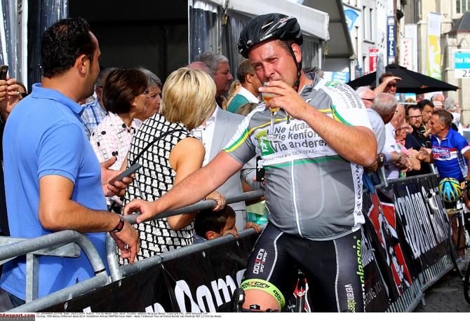 Nico Mattan stopped for a beer along the race route