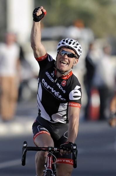 Roger Hammond (Cerv&eacute;lo TestTeam) winning the first stage of the 2009 Tour of Qatar.