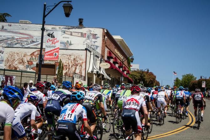 The race heads through downtown Auburn