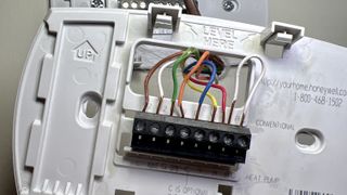 Smart thermostat wiring