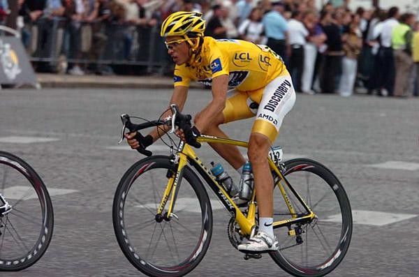 Contador on his new bike yellow clad and focused