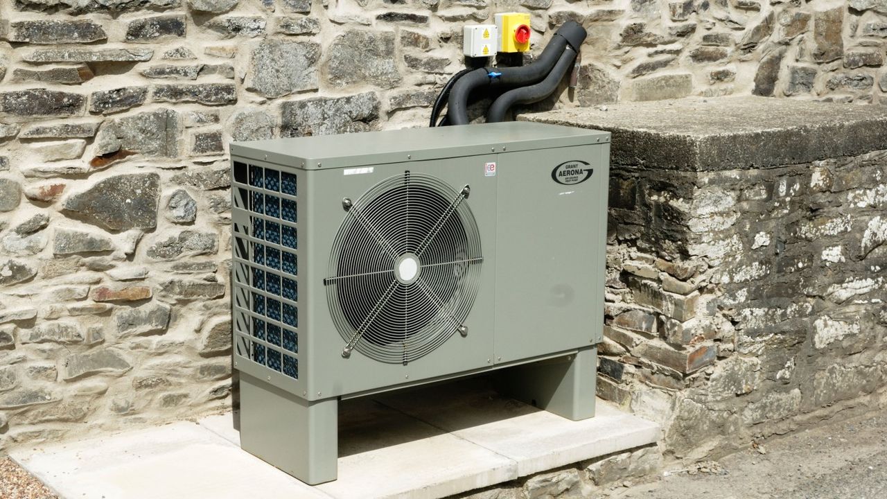 Air source heat pump 