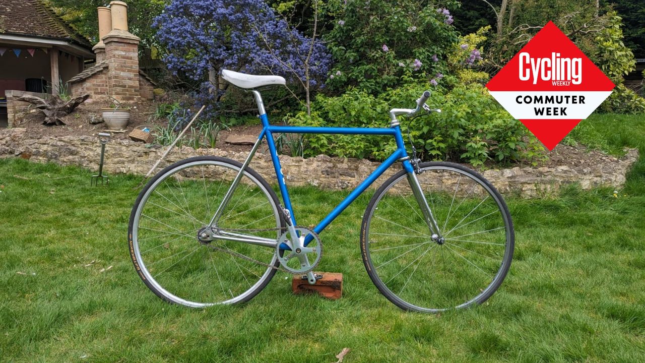 Atom blue fixed gear bike