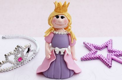Princess cake decoration