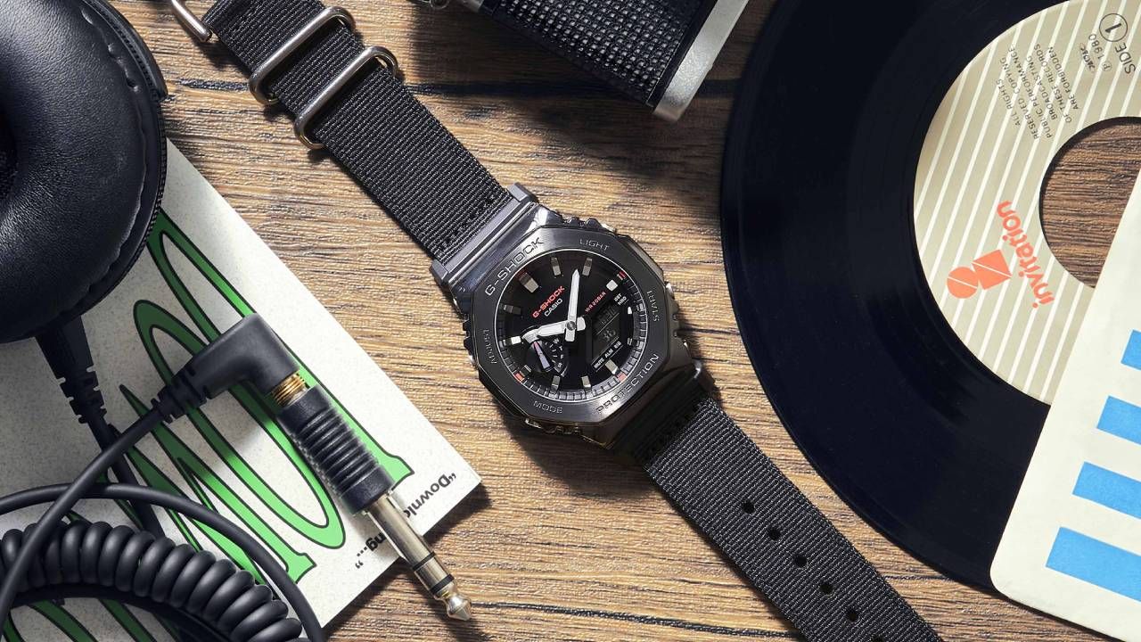 G-Shock Utility Metal in black
