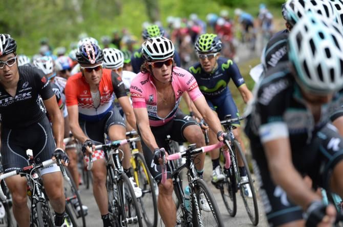 Rigoberto Uran (Omega Pharma - QuickStep) sits in the leader's group