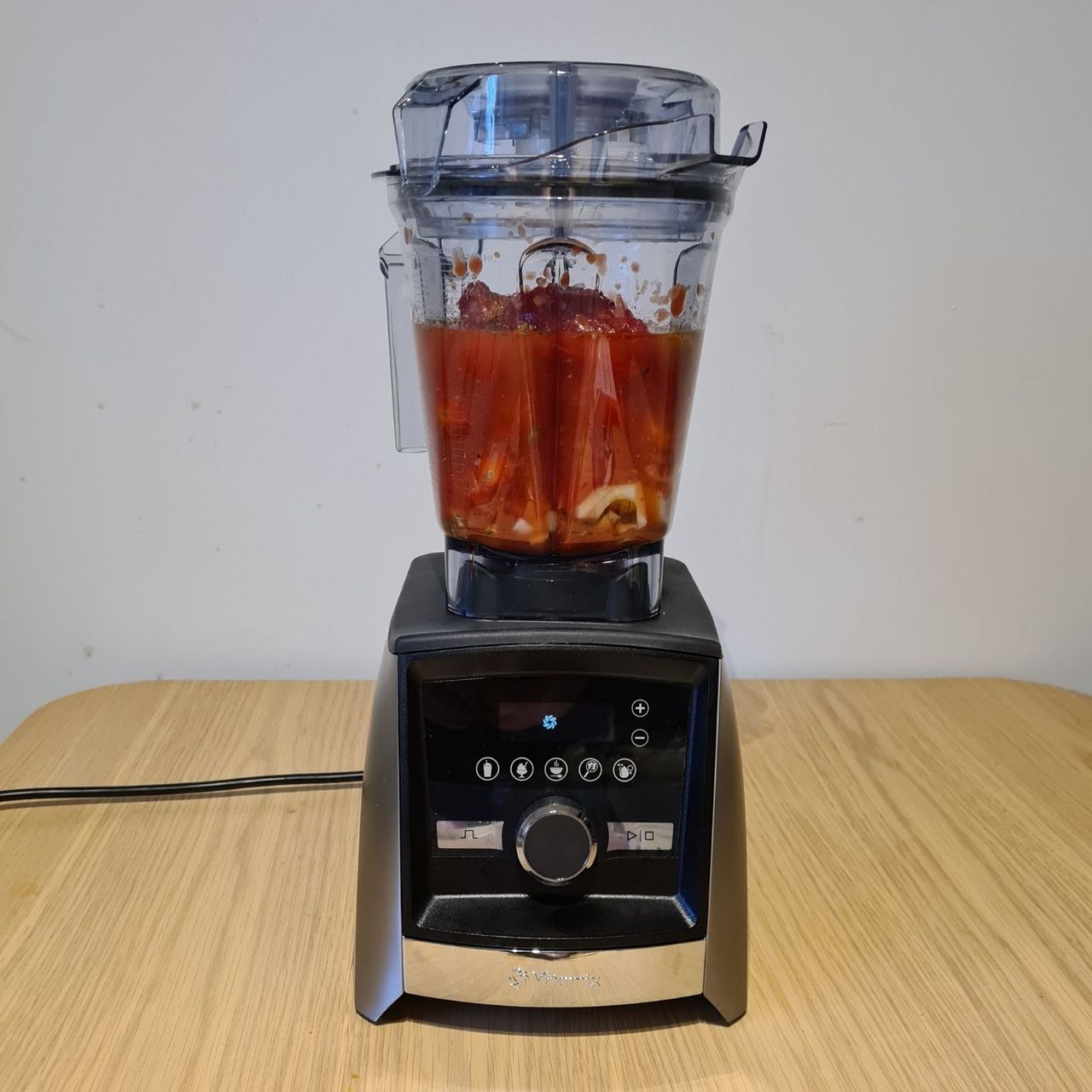 Vitamix A3500 Ascent Series Smart Blender review Homes & Gardens