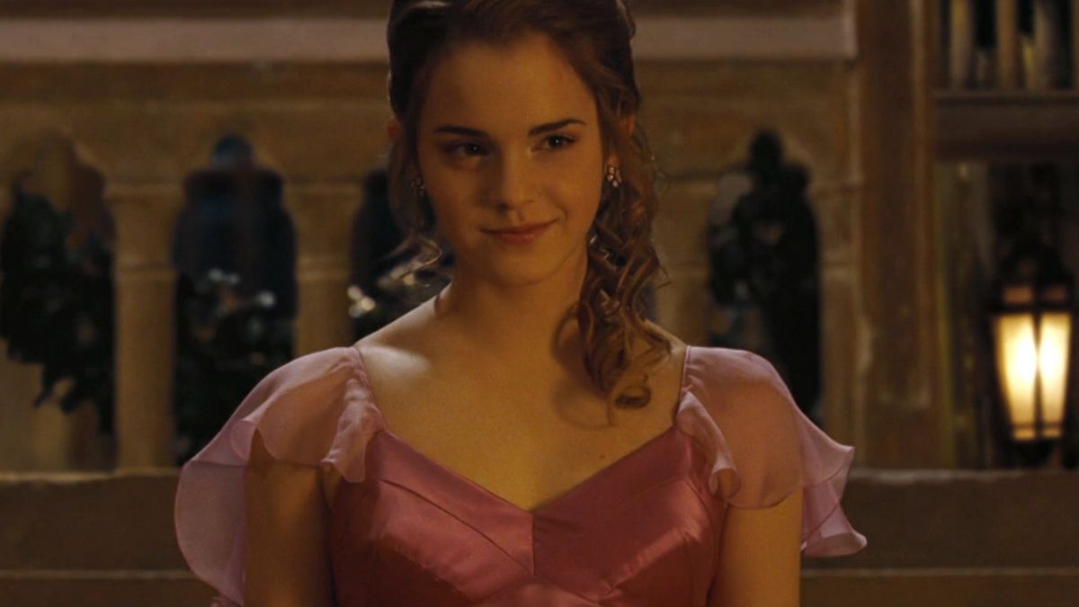 ‘Of Course I Fell Down The Stairs’: Emma Watson Tells The Story Behind Her Extreme Discomfort During One Harry Potter And The Goblet Of Fire Scene