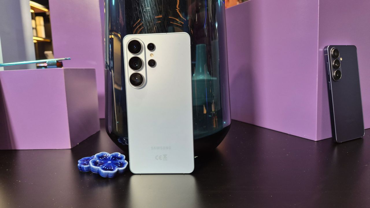 The Samsung Galaxy S26 Ultra on a desk