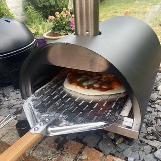 Woody Pizza Oven testing