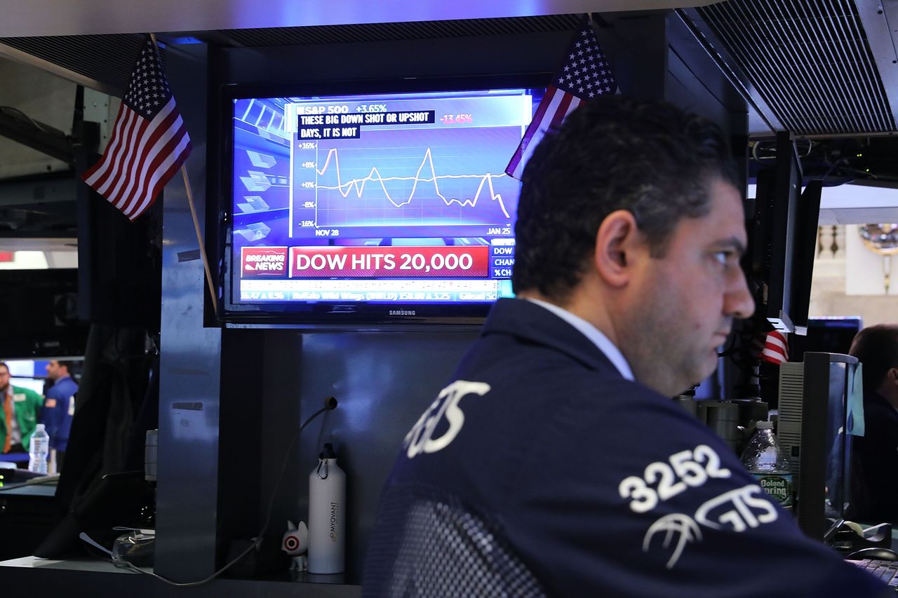 Traders at the New York Stock Exchange