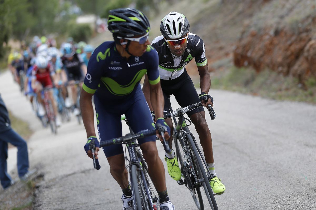 Merhawi Kudus (Dimension Data) tracks Nairo Quintana (Movistar)