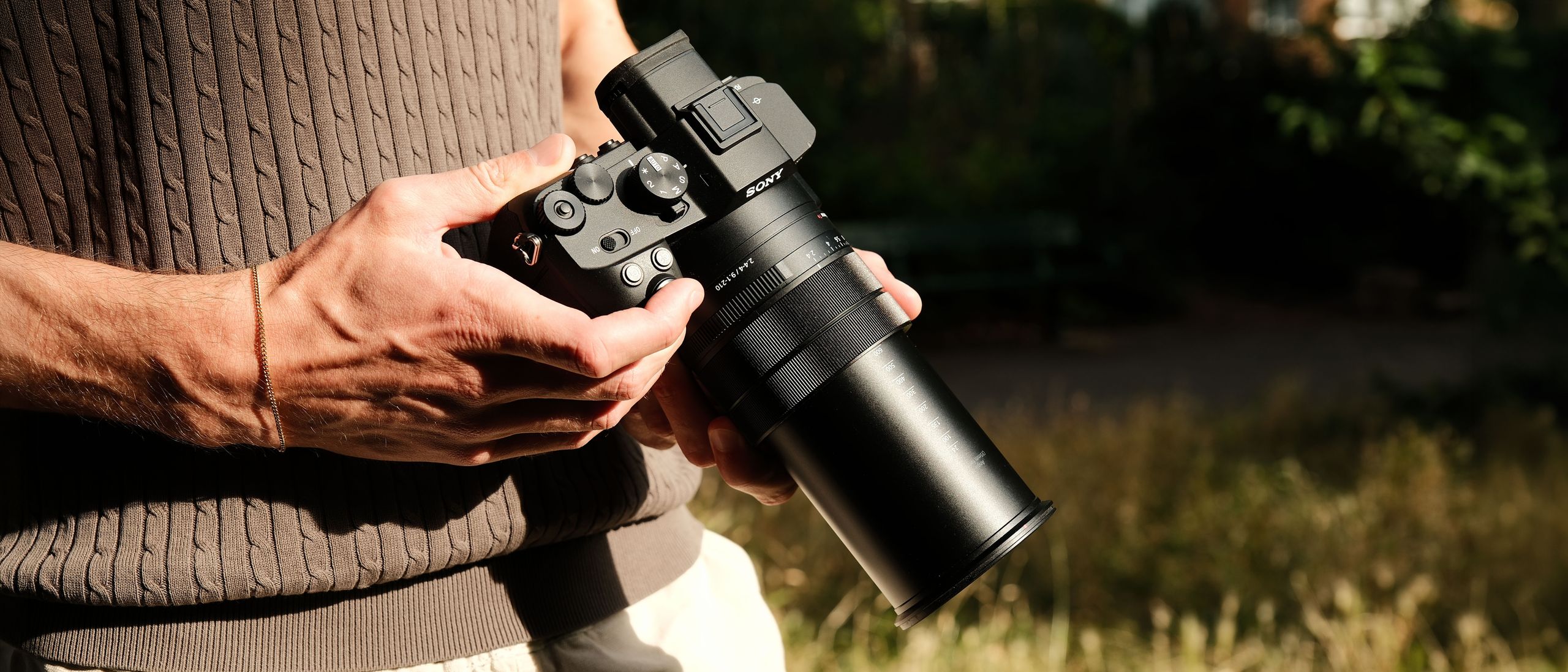 Sony RX10 V review: Sony's superzoom bridge camera gets an Alpha