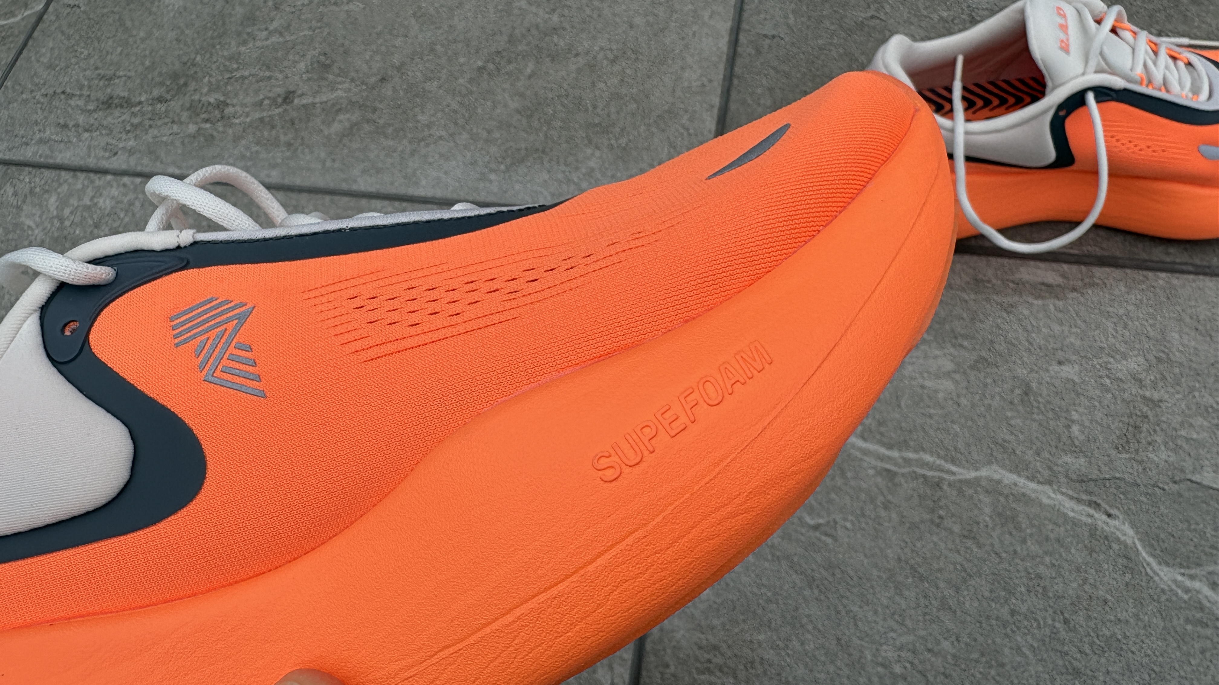 R.A.D UFO running shoes