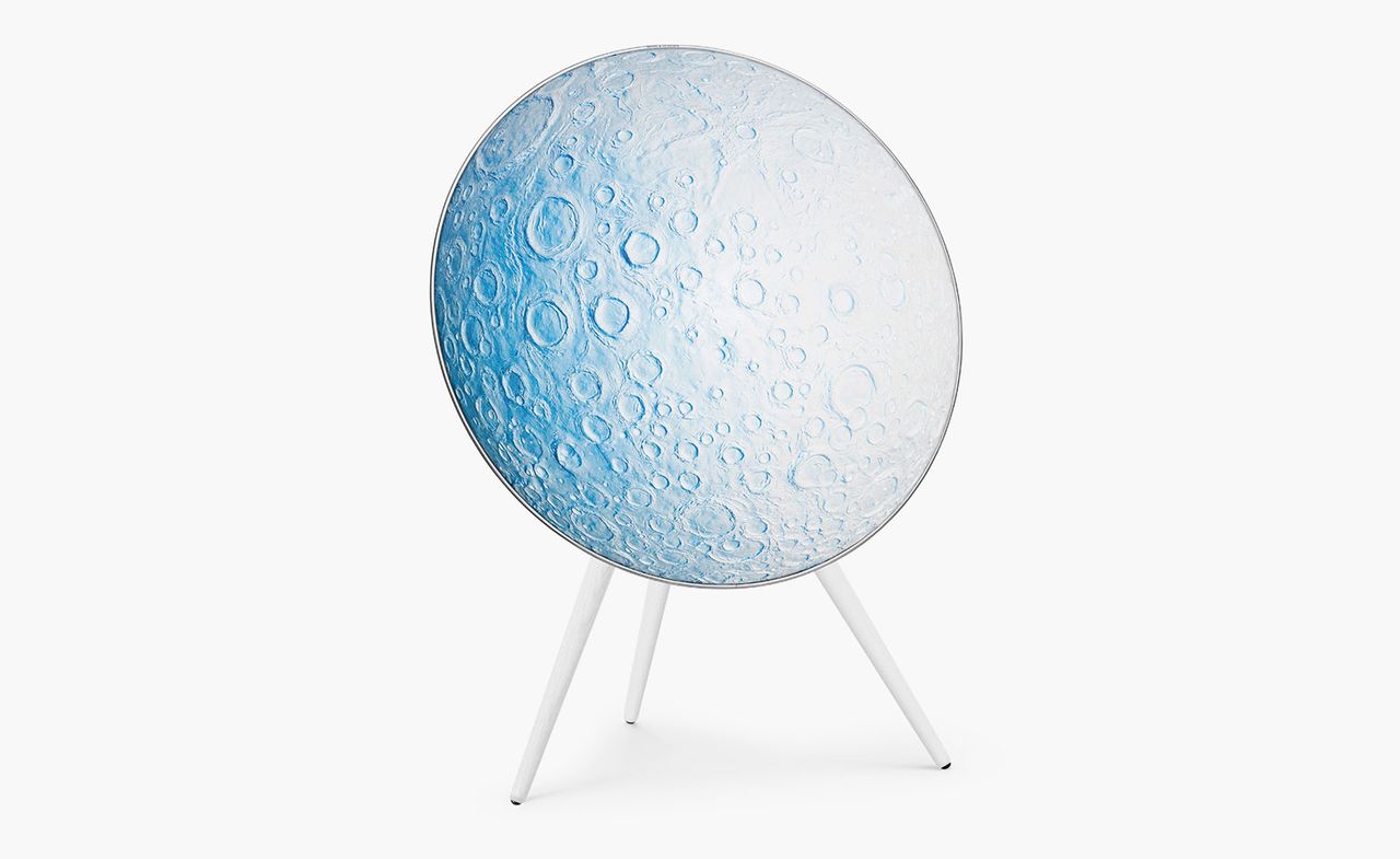 Daniel Arsham&#039;s blue moon inspired speaker