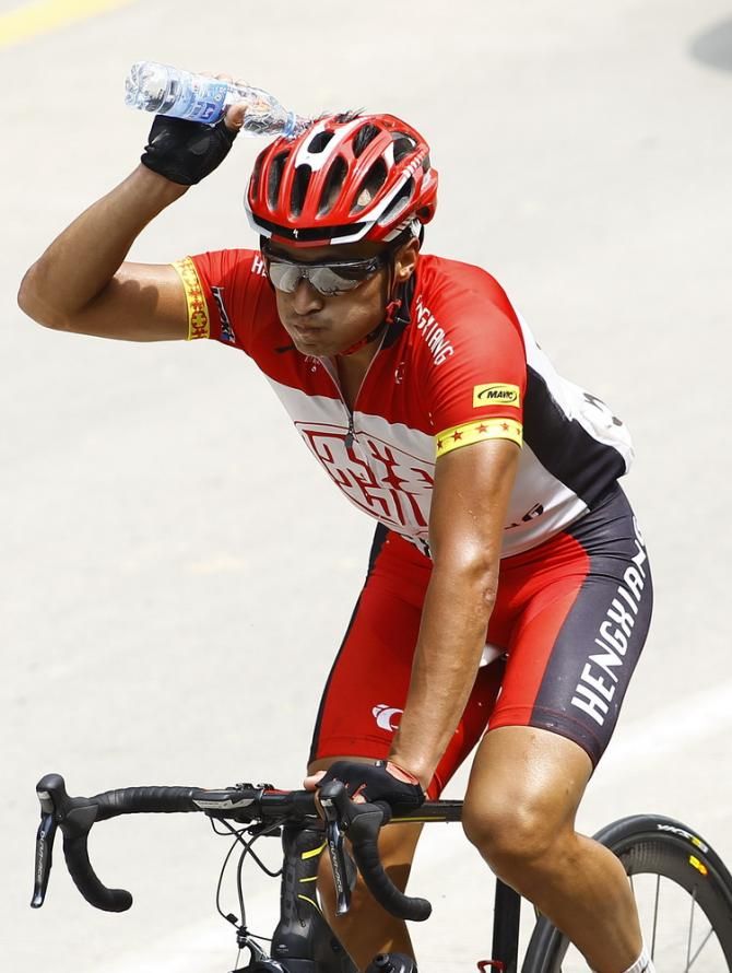 It was a warm day on stage 4 of Tour of Hainan