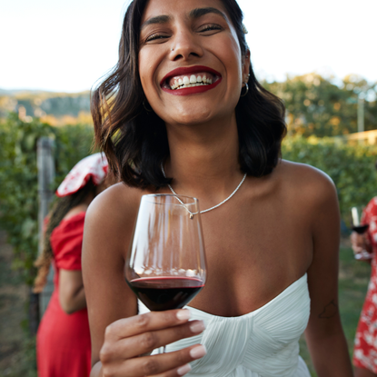 Best lipstick for a wedding - bridal model makeup