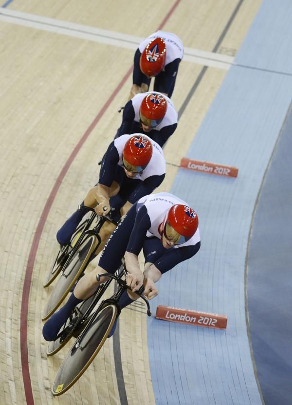 Great Britain on course for gold and the world record