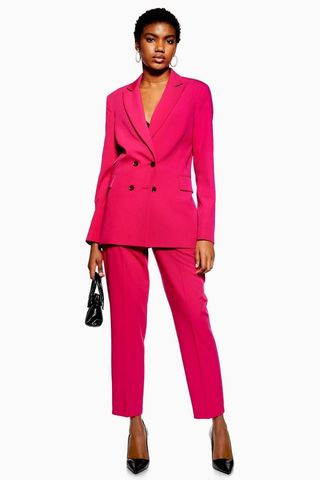 Alexandria Ocasio-Cortez Wore a Fuschia Pink Pantsuit and Now I Need ...