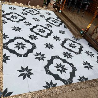 painted patio in grey and white