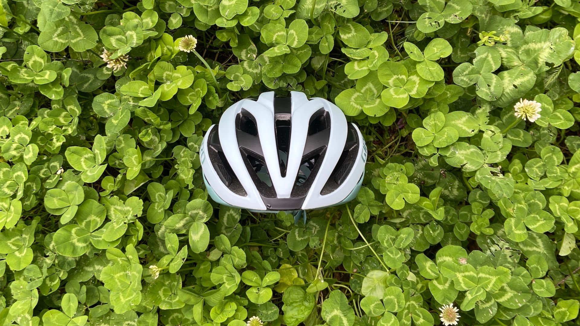A reasonably priced homage to an iconic helmet: The Giro Cielo helmet reviewed | Cycling Weekly A reasonably priced homage to an iconic helmet: The Giro Cielo helmet reviewed | Cycling Weekly