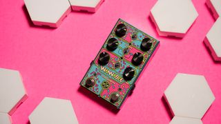 Beetronics Wannabee Beelateral Buzz – a dual drive featuring Klon and Bluesbreaker circuits with a twist