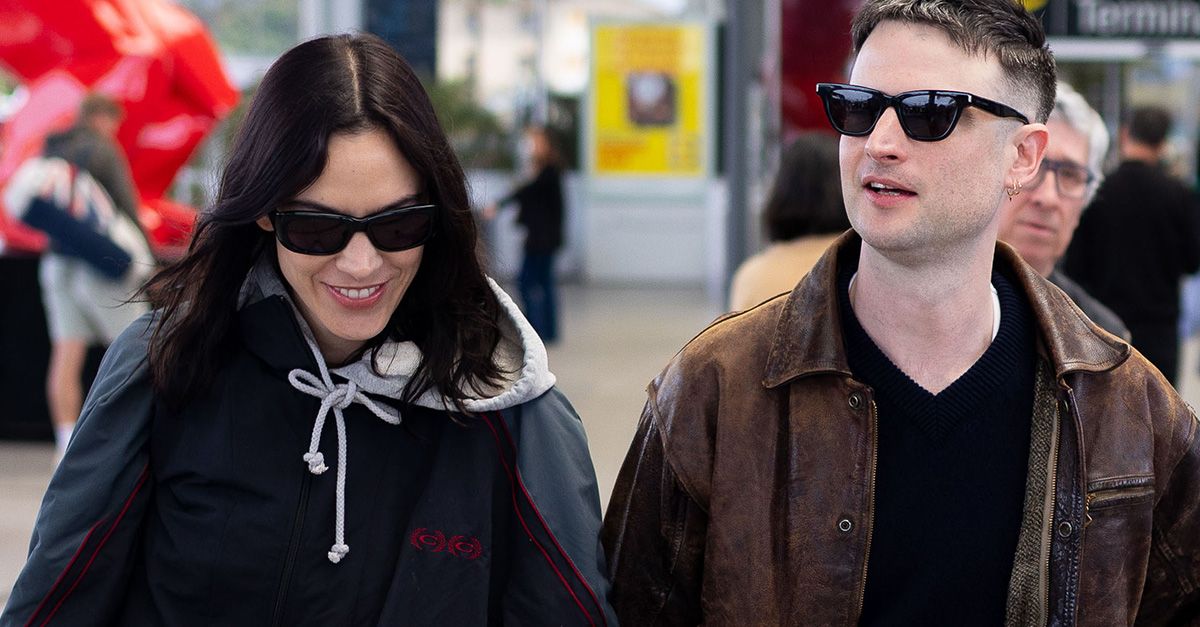 Alexa Chung Wore the Only Jeans I Recommend Flying In to the Airport