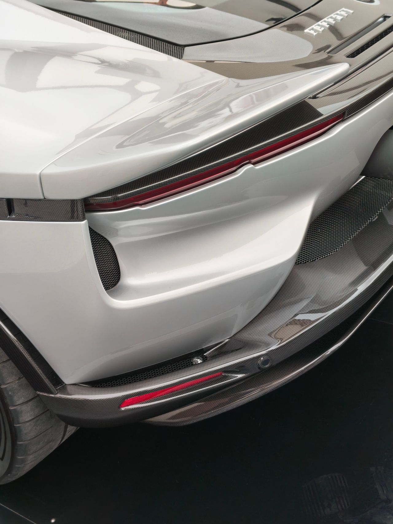 Ferrari 849 Testarossa Spider design details