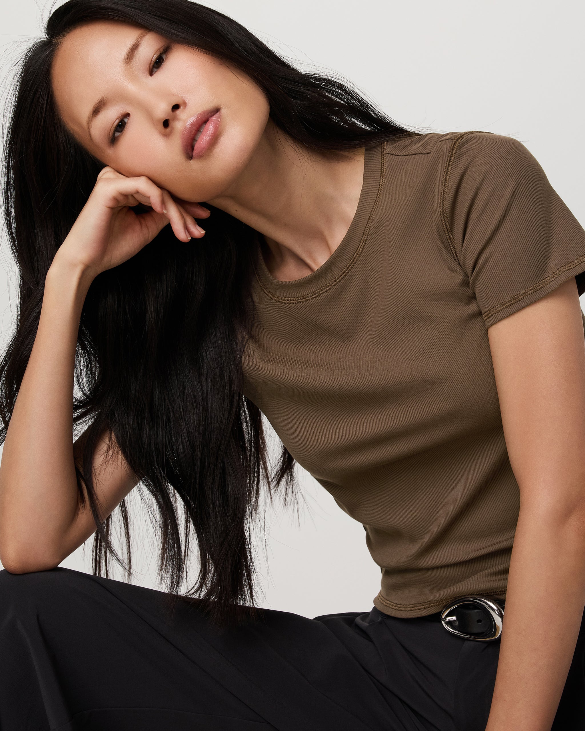 Pose Fitted Tee - Espresso - Xxs