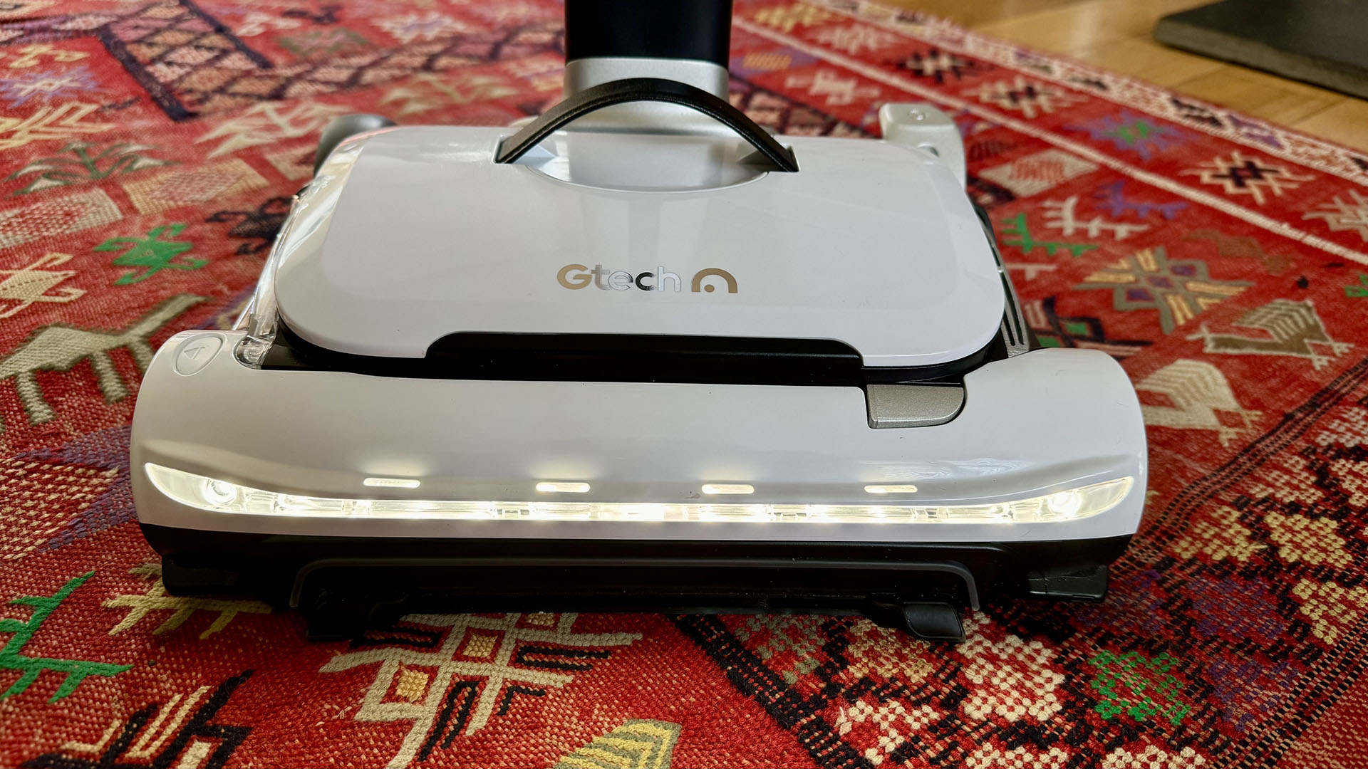 Headlights on Gtech AirRam 3 vacuum cleaner