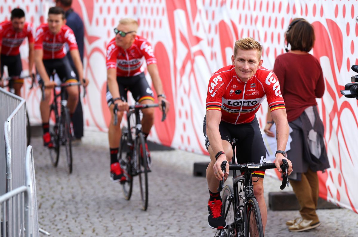 Andre Greipel riding to the Tour team presentation
