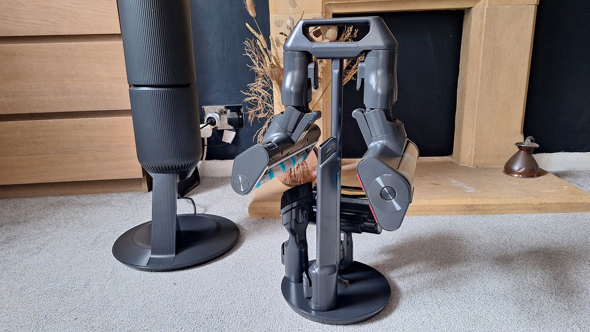 Detail tool holder next to main dock for Samsung Bespoke AI Jet Ultra vacuum