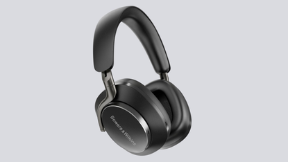 Bowers & Wilkins PX8 