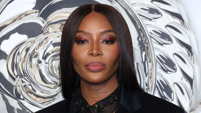 Naomi Campbell attends the Dior Homme Fall/Winter 2022/2023 show