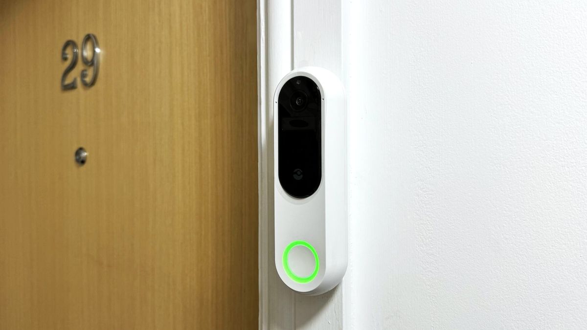 Doro Hemma doorbell mounted beside door