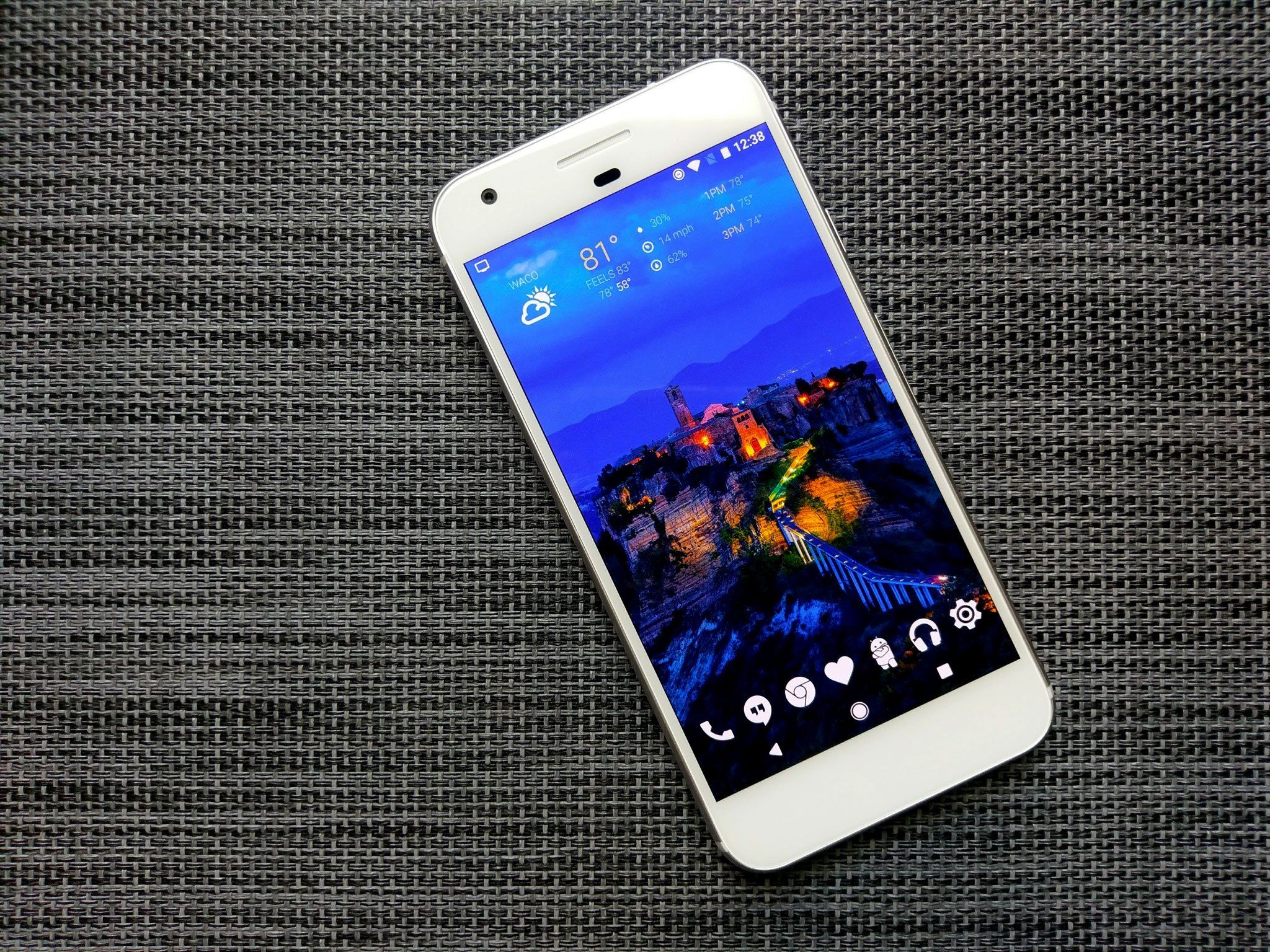 Nova Launcher review: King of the mountain after all these years ...