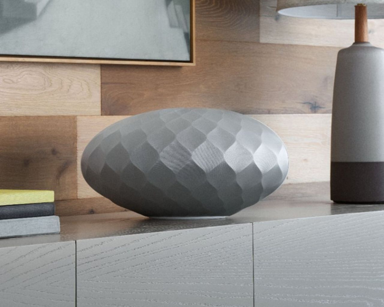 Bowers &amp; Wilkins Formation Wedge