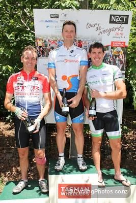 All smiles at the Tour de Vineyards