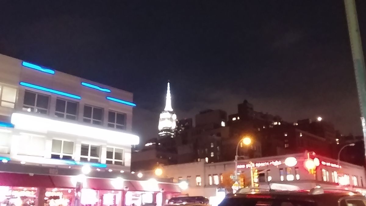 The gorgeous Empire State Building looking blurry in auto mode