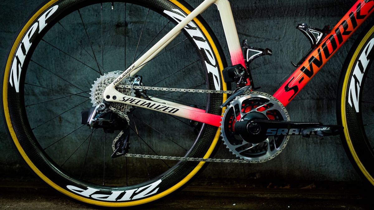 Team SD Worx Specialized Roubaix