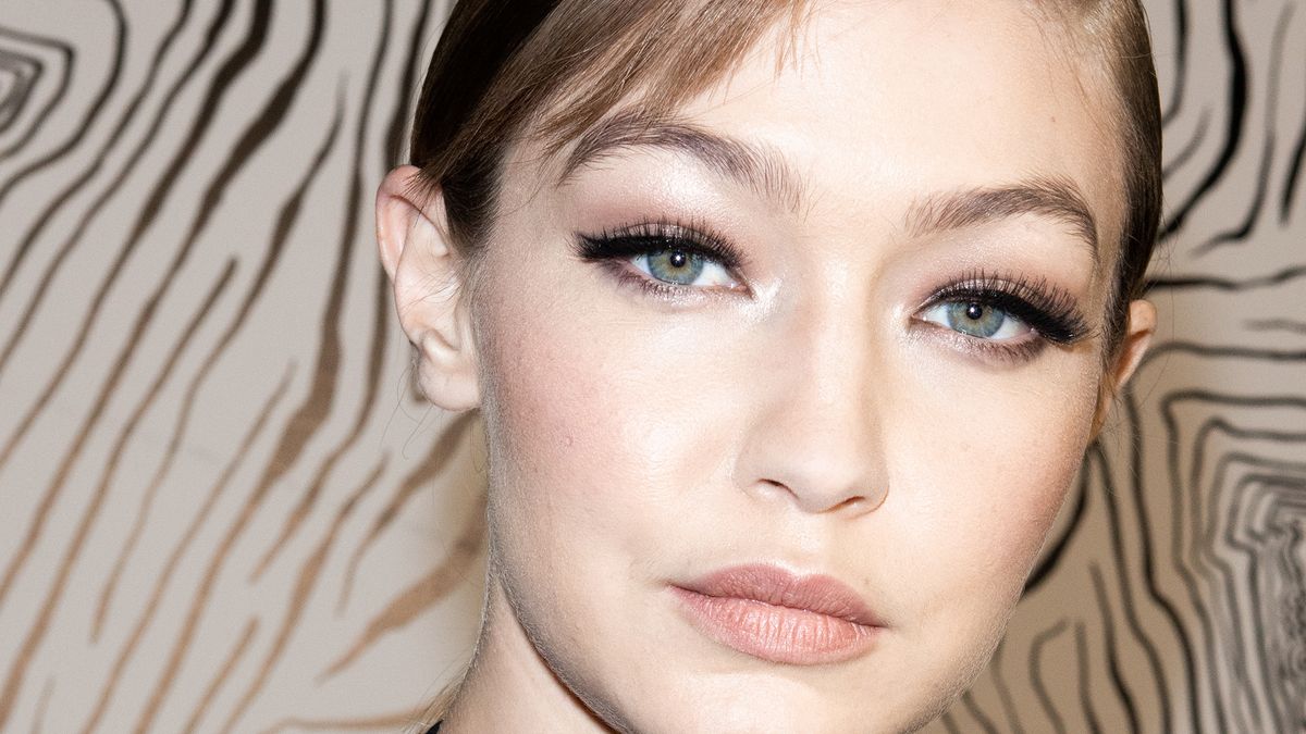 How to remove eyelash extensions at home (safely) Marie Claire UK