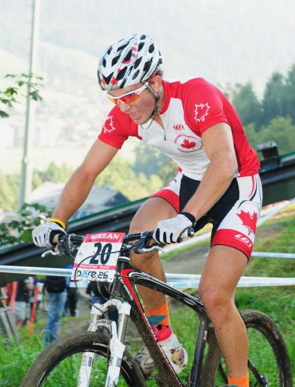 Evan Guthrie (Canada) riding onto the podium
