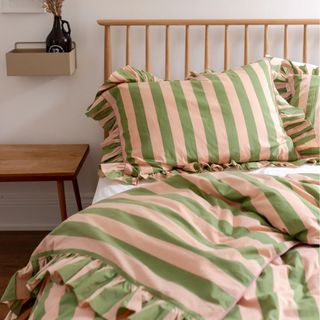 Cotton Duvet Cover and Pillowcase Set in Green Stripe