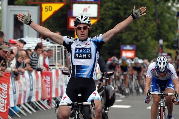 Matt Goss bests Pavel Brutt in the sprint.