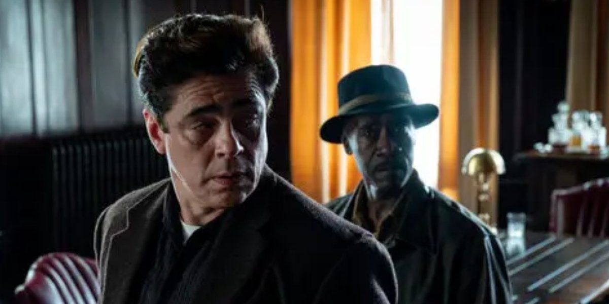 Benicio Del Toro and Don Cheadle in No Sudden Move