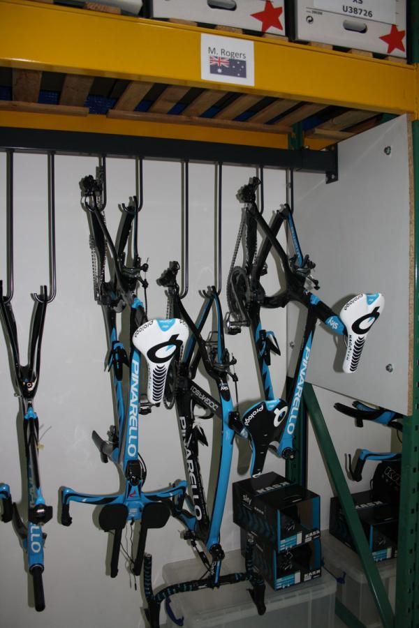 Michael Rogers's road and time trial machines