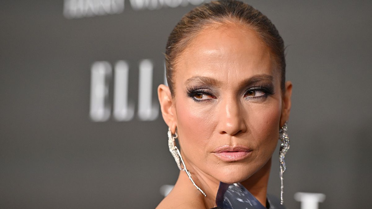 Jennifer Lopez's Boob Gets Jealous of Shirt, Pops Out for Appearance -  theJasmineBRAND