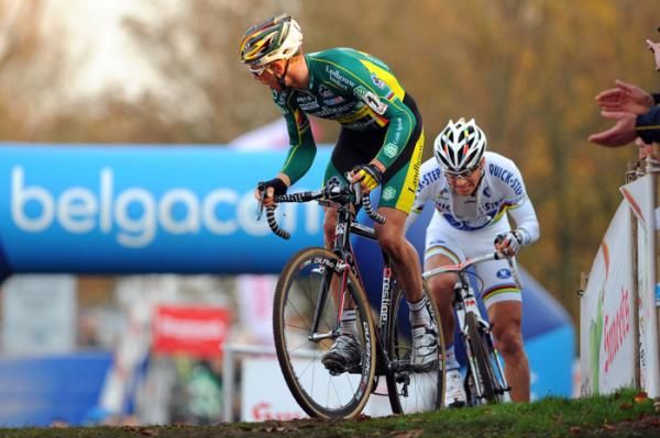 Sven Nys (Landbouwkrediet) leads Stybar
