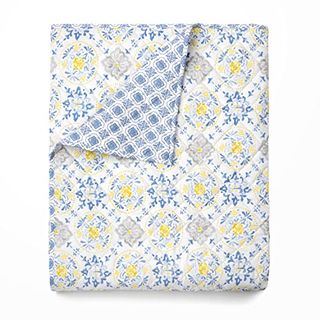 Martha Stewart Candace Blue Queen Quilt Set - 3 Piece Set, 100% Cotton, Reversible, Cool, Percale Weave, Soft & Printed Lightweight Quilt, Summer Bedding, 1 Quilt, 2 Pillow Shams