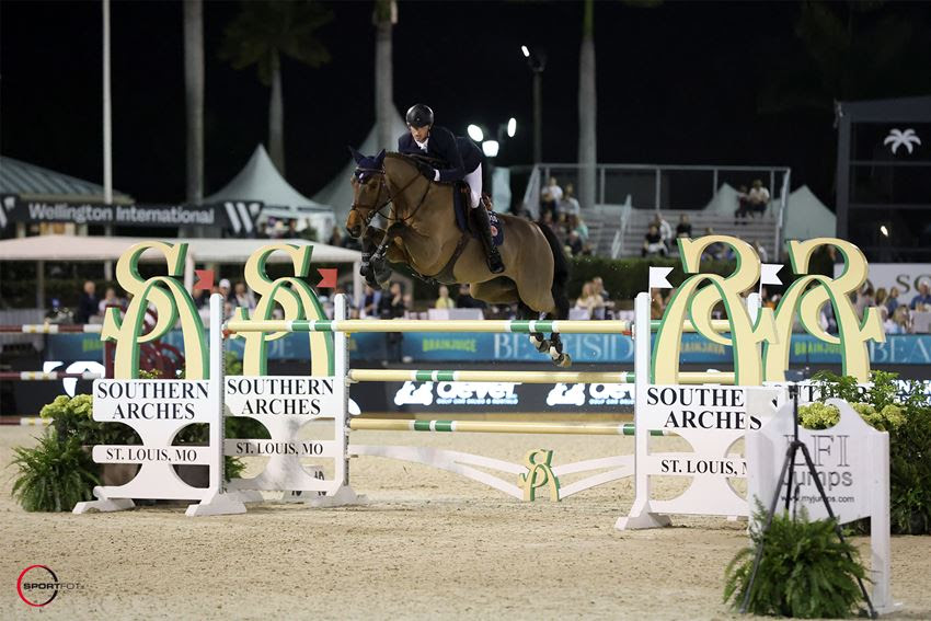 Showjumping news: Ben Maher wins with Enjeu Du Grisien